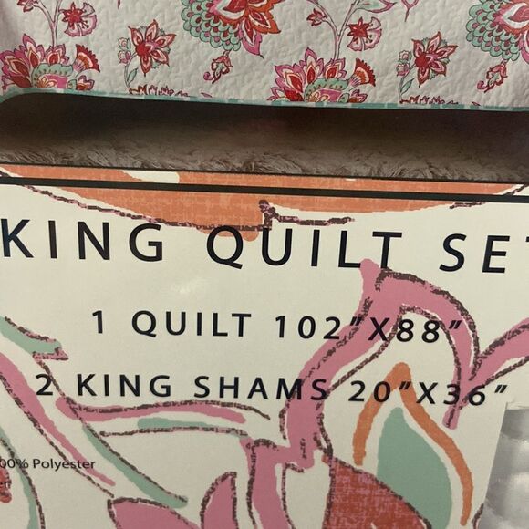 Three Piece King Quilt Set - Picture 5 of 5